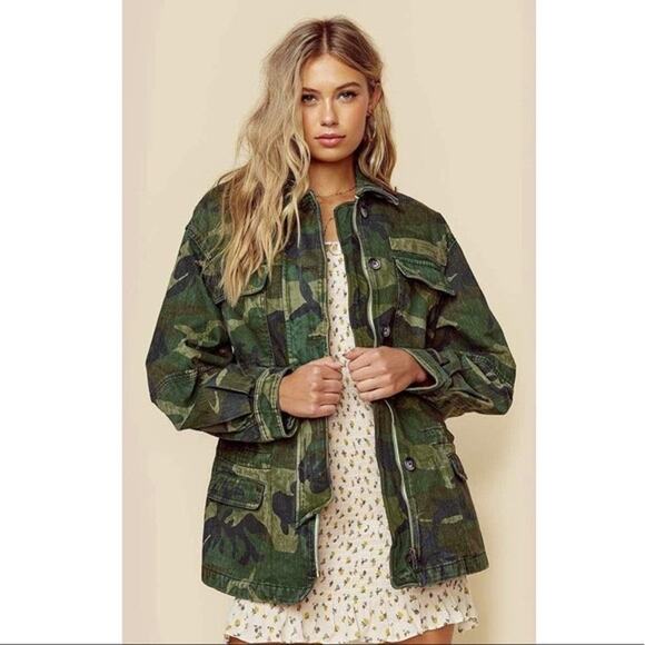 NEW FREE PEOPLE Seize The Day Green Camo Print Utility Jacket Size XS - Picture 2 of 8